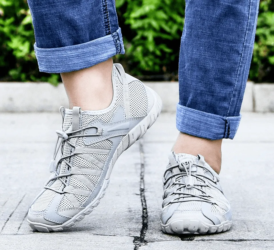 Breathable Mesh Flexible Sneakers for Men / Lightweight Sports Footwear - SF0758