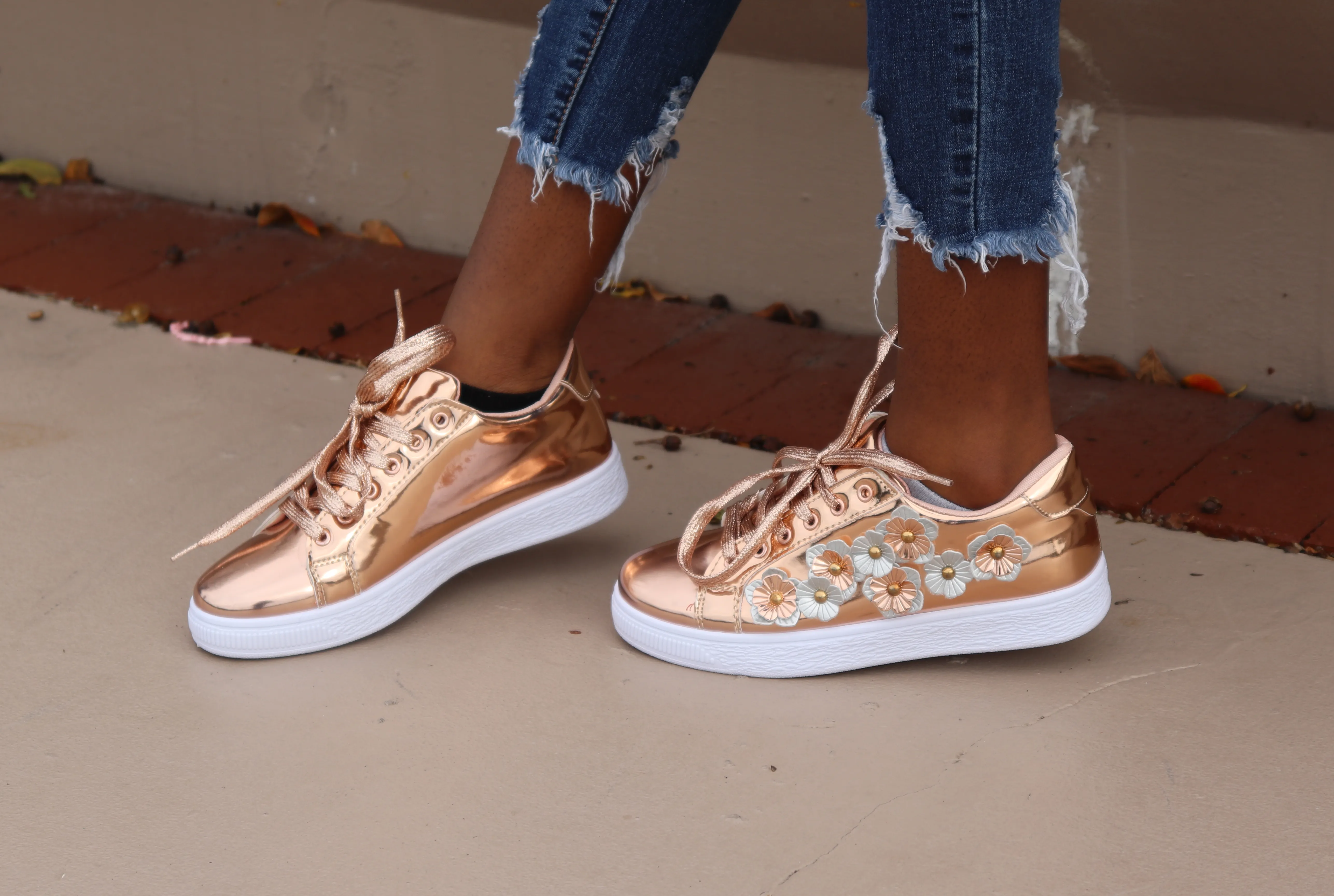Daisy Sneakers