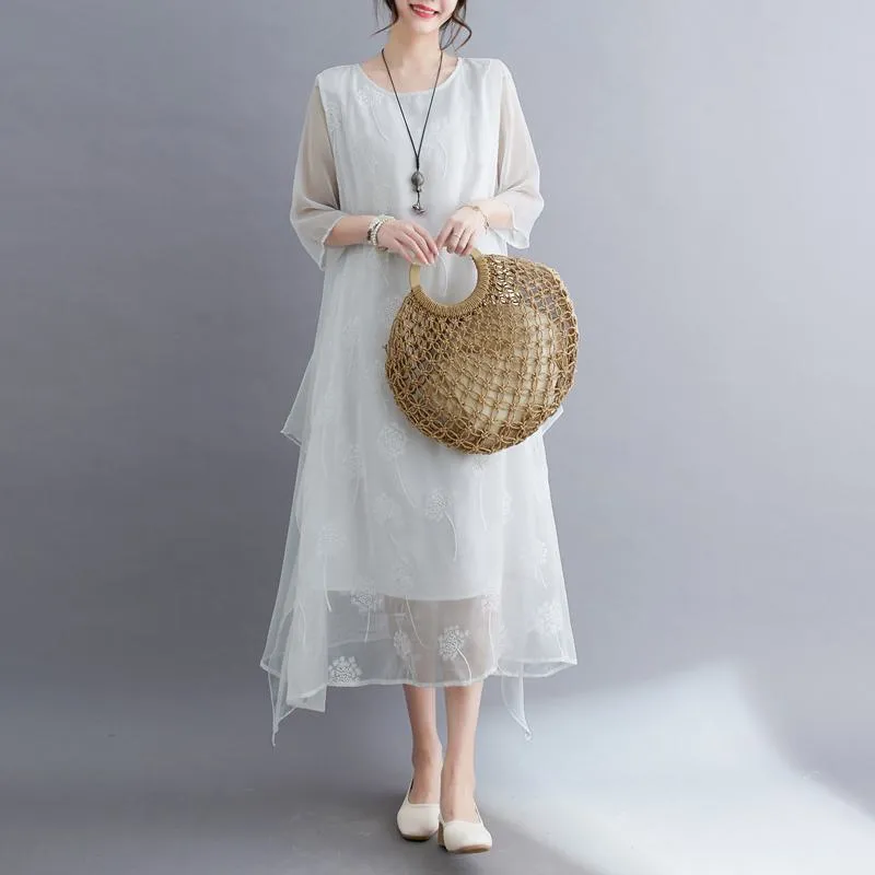 Fairy Round Neck Lace Embroidery Mulberry Silk Loose Fit Slimming Dress