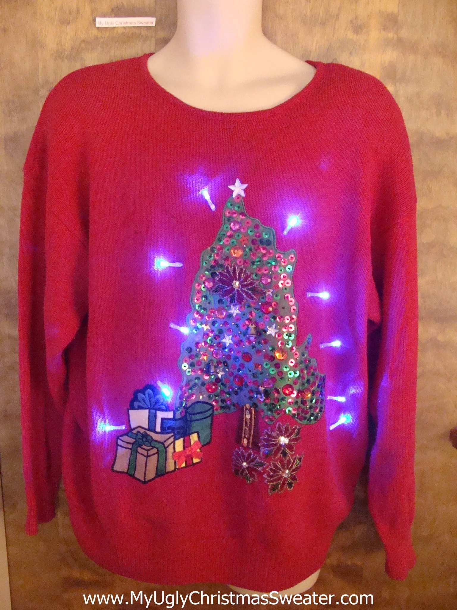 Festvie Holiday Christmas Jumper with Lights