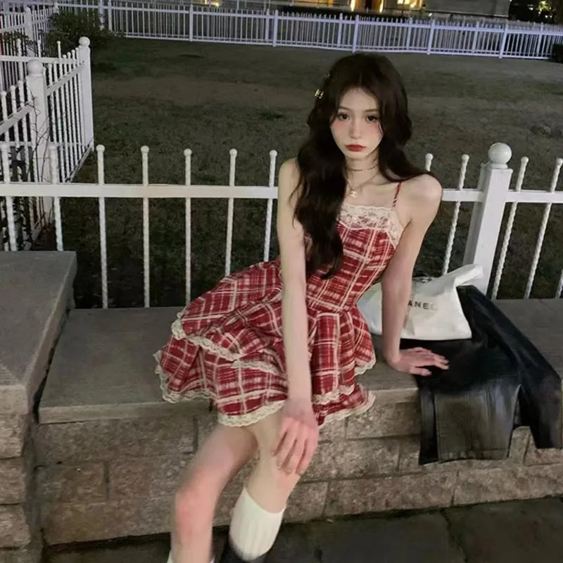 Fluffy Red Lace Solid Patchwork Checkered Pattern Dress