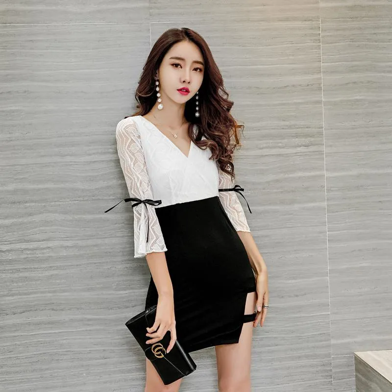 Hip-Hugging Patchwork Lace Low-Cut Hollowed-Out V-Neck Dress