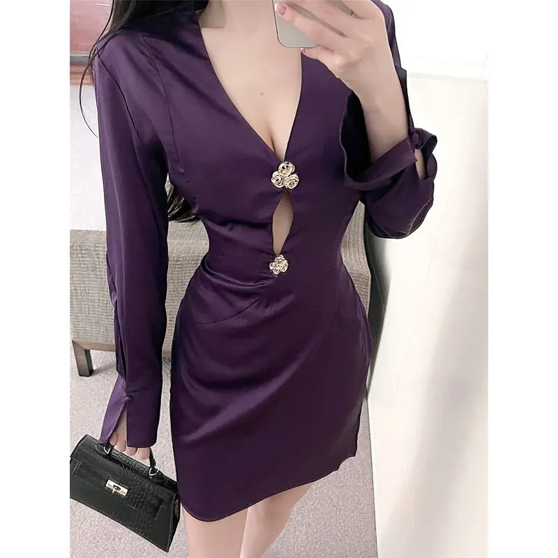 Slim-Fit Hip-Hugging Hollowed-Out Purple Invisible Niche Satin Finish Dress