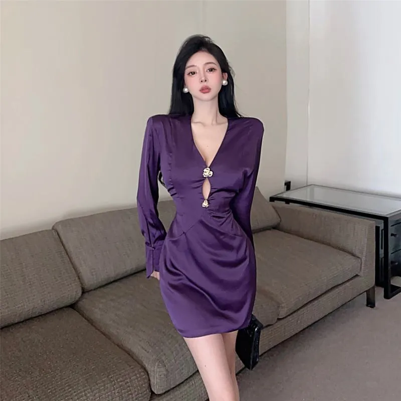 Slim-Fit Hip-Hugging Hollowed-Out Purple Invisible Niche Satin Finish Dress