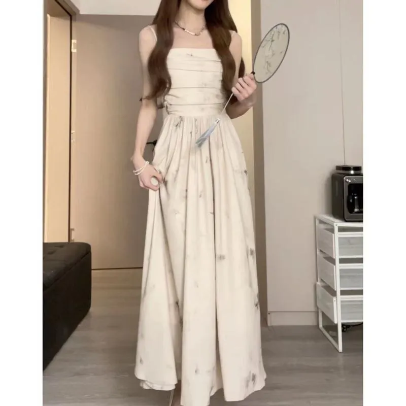 Slimming Cinched Waist Niche Dress